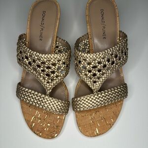 Donald J. Pliner Women's Metallic Woven Sandals